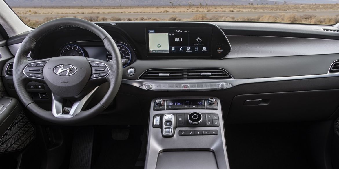 Hyundai Palisade планово обновился внутри и снаружи