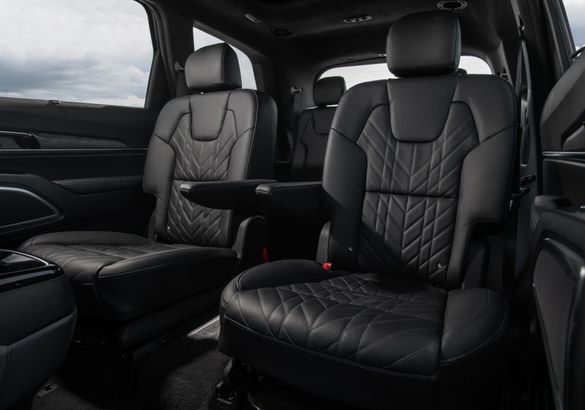 В Нью-Йорке представлен обновленный Kia Telluride