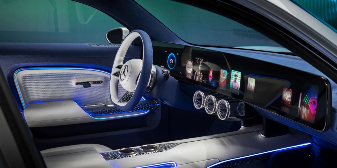 Концепт Mercedes-Benz Vision EQXX преодолел больше 1000 км без подзарядки