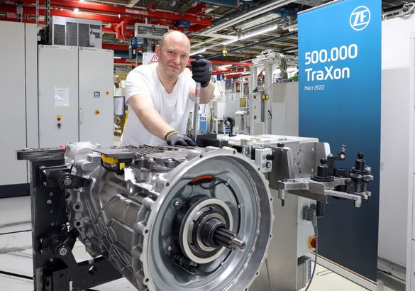 Завод ZF в Германии выпустил пятисоттысячную коробку передач Traxon