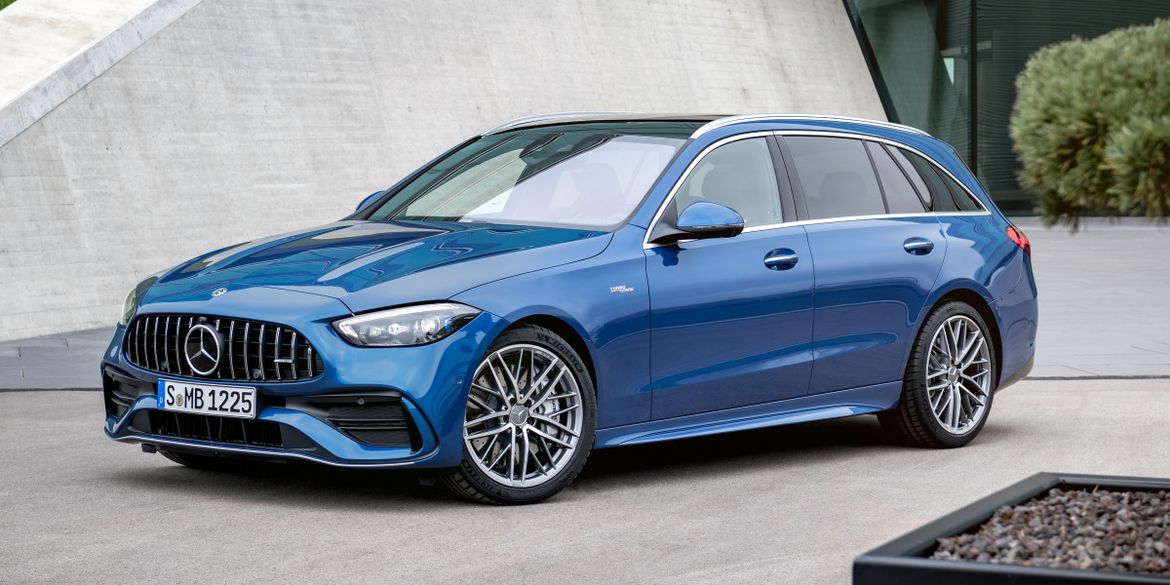 Новые Mercedes-AMG C 43 4Matic сменили V6 на «турбочетверку»