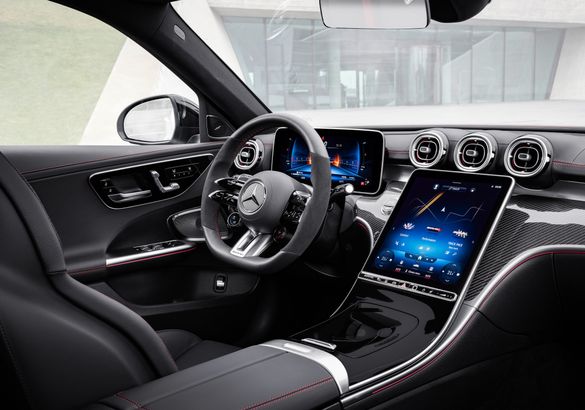 Новые Mercedes-AMG C 43 4Matic сменили V6 на «турбочетверку»