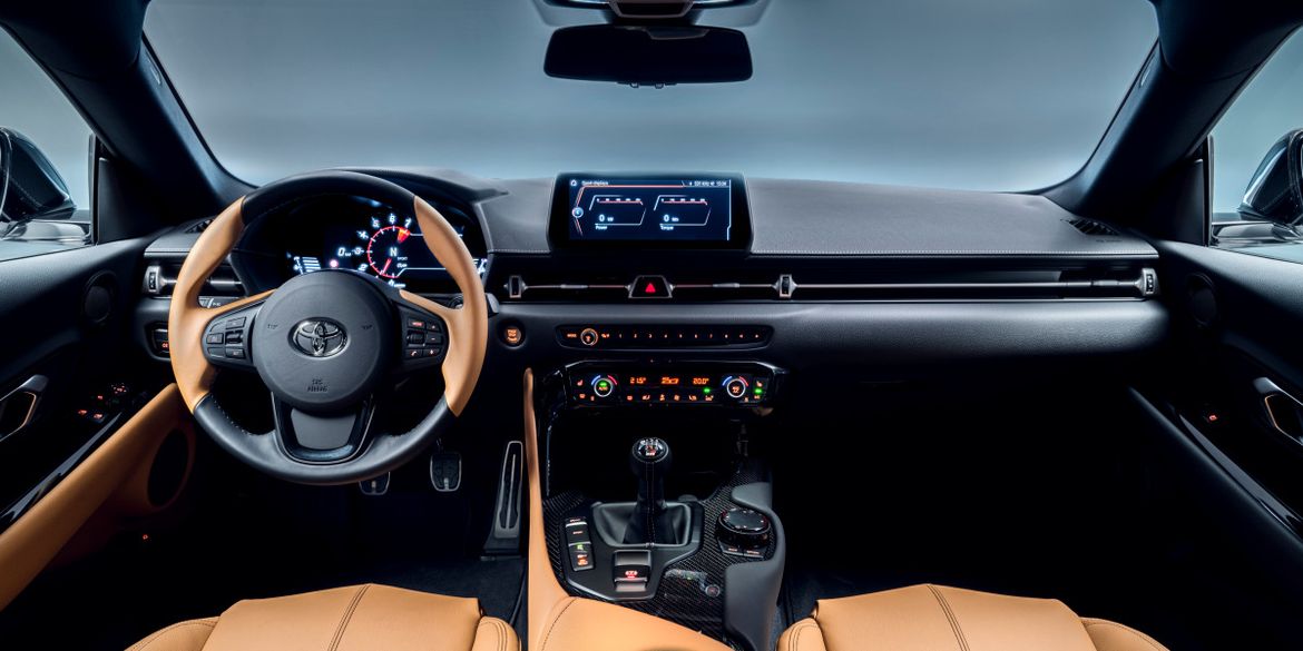 Toyota Supra дождалась механическую коробку