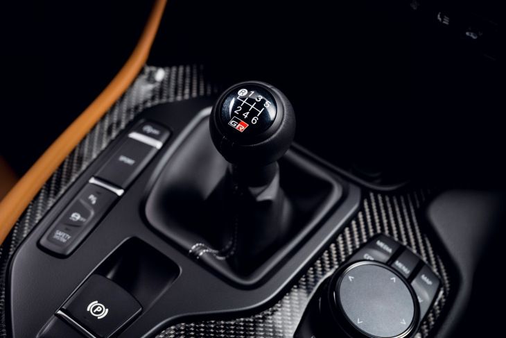 Toyota Supra дождалась механическую коробку