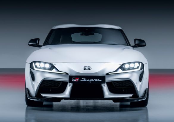 Toyota Supra дождалась механическую коробку