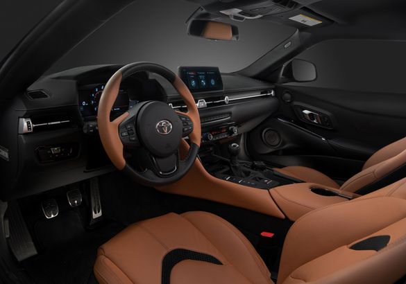 Toyota Supra дождалась механическую коробку