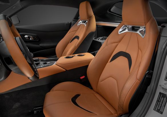 Toyota Supra дождалась механическую коробку