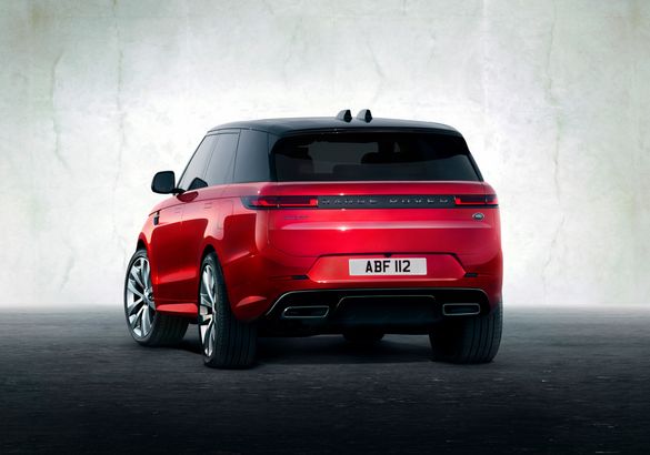 Кроссовер Range Rover Sport третьего поколения взял лучшее от старшего брата