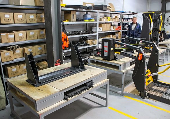 «Промтех»: автомобили для «последней мили», и не только