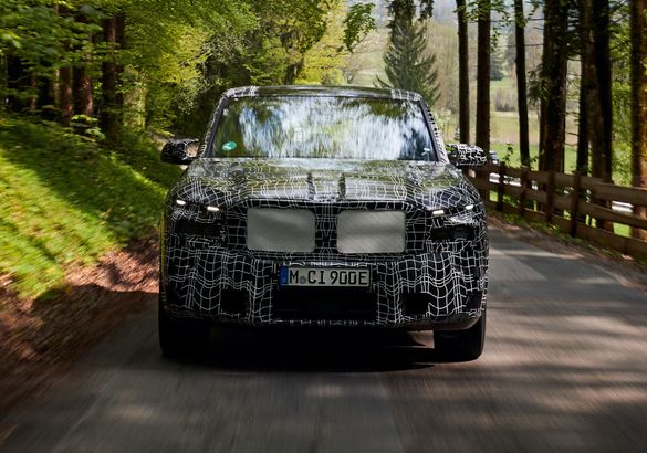 Серийный BMW XM недотянул по мощности до концепта