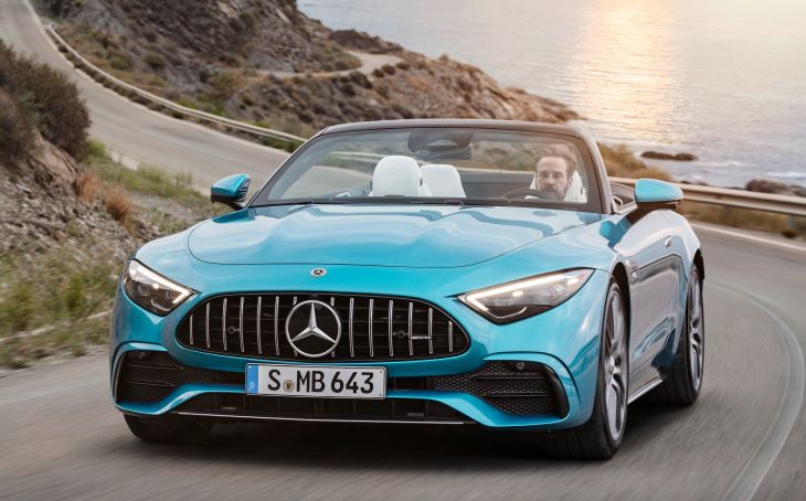 Двухлитровый родстер Mercedes-AMG SL 43 оценили в евро
