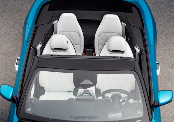 Двухлитровый родстер Mercedes-AMG SL 43 оценили в евро
