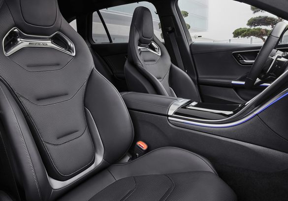 Меньше цилиндров за те же деньги: Mercedes-AMG C 43 4Matic оценили в евро