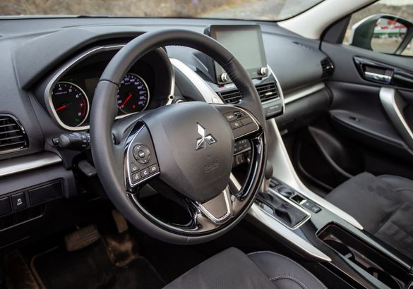 Тест-драйв обновленного Mitsubishi Eclipse Cross: японский стиляга