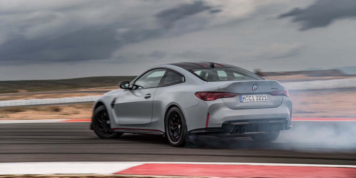 BMW M4 CSL возродил культовую аббревиатуру к юбилею