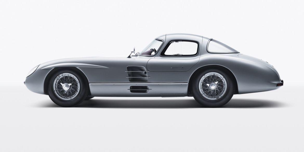 Личный Mercedes-Benz 300 SLR Уленхаута стал самым дорогим автомобилем в истории