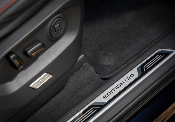 Volkswagen Touareg получил спецверсию Edition 20 в подарок на юбилей