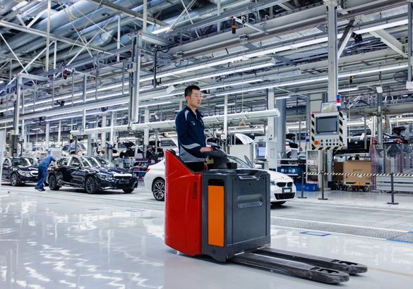 Китайское подразделение BMW отдало переработку аккумуляторов на аутсорс