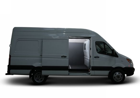 Китайский «Спринтер» JAC Sunray наконец-то добежал до России