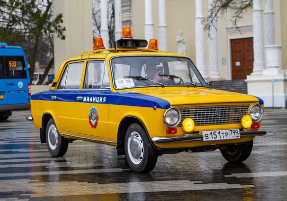 «Волга, Волга... и ещё Волга!»: реставраторы ГАЗ-21 со всей страны открыли сезон