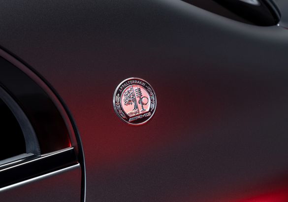 Mercedes-AMG провожает V8 спецверсией E 63 Final Editon