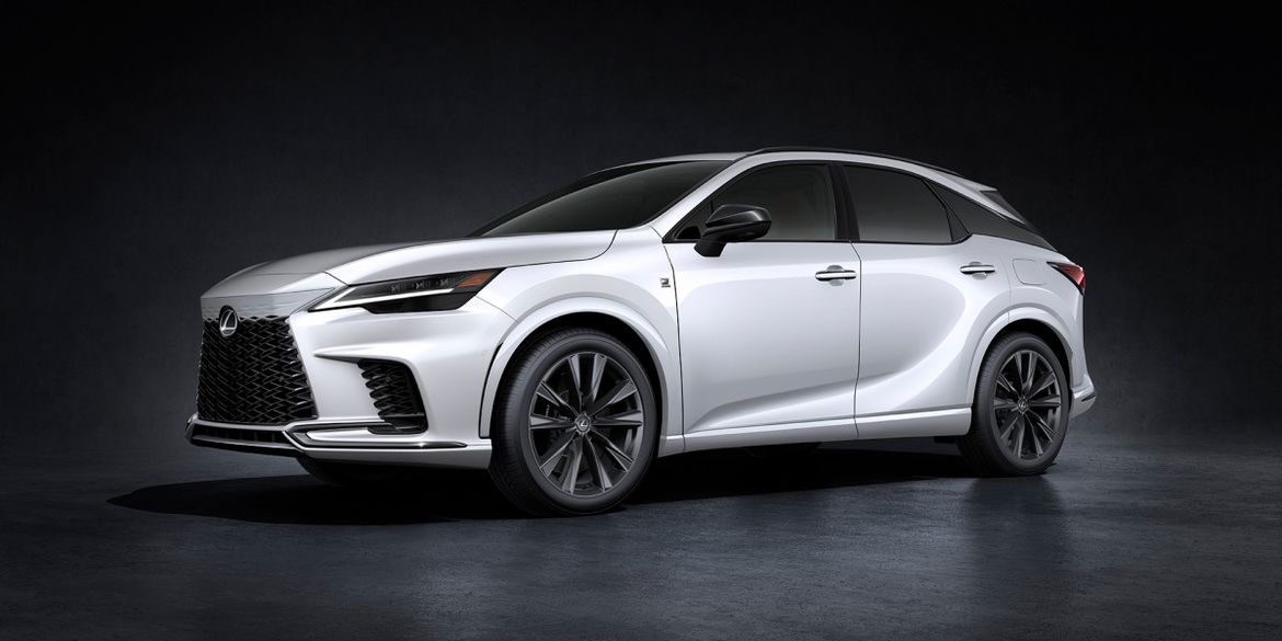 Lexus представил новый RX