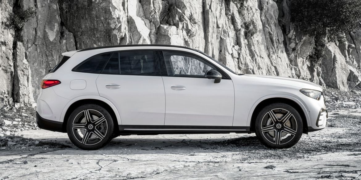 Состоялась премьера второго поколения Mercedes-Benz GLC