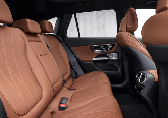 Состоялась премьера второго поколения Mercedes-Benz GLC