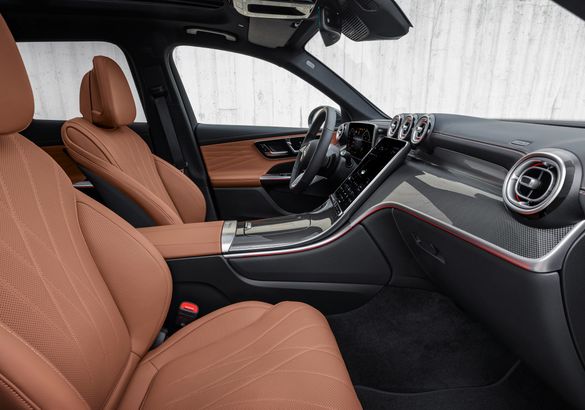 Состоялась премьера второго поколения Mercedes-Benz GLC