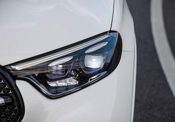 Состоялась премьера второго поколения Mercedes-Benz GLC