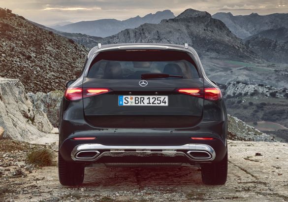 Состоялась премьера второго поколения Mercedes-Benz GLC
