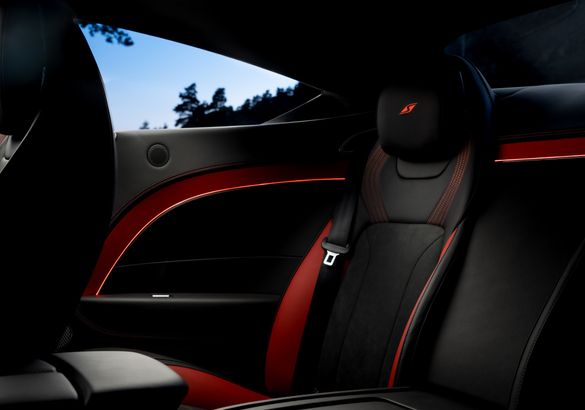 Bentley Continental получил спортивную версию, но она не мощнее стандартной