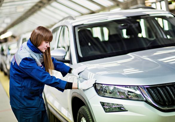 Volkswagen не возобновит производство в РФ до конца 2022 года, части сотрудников предложили уволиться