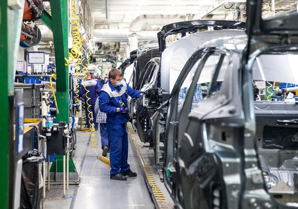Volkswagen не возобновит производство в РФ до конца 2022 года, части сотрудников предложили уволиться