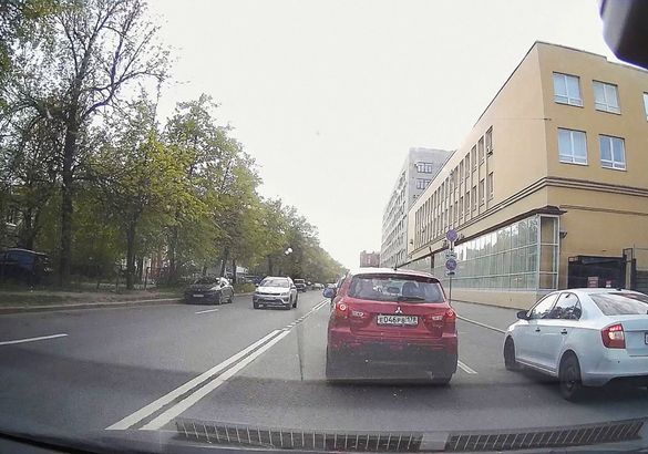 Тест видеорегистратора Mio MiVue R47D: «зеркальный» ответ дискомфорту