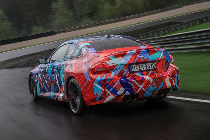 Новую BMW M2 показали в камуфляже