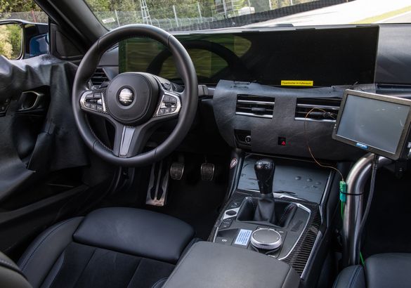 Новую BMW M2 показали в камуфляже