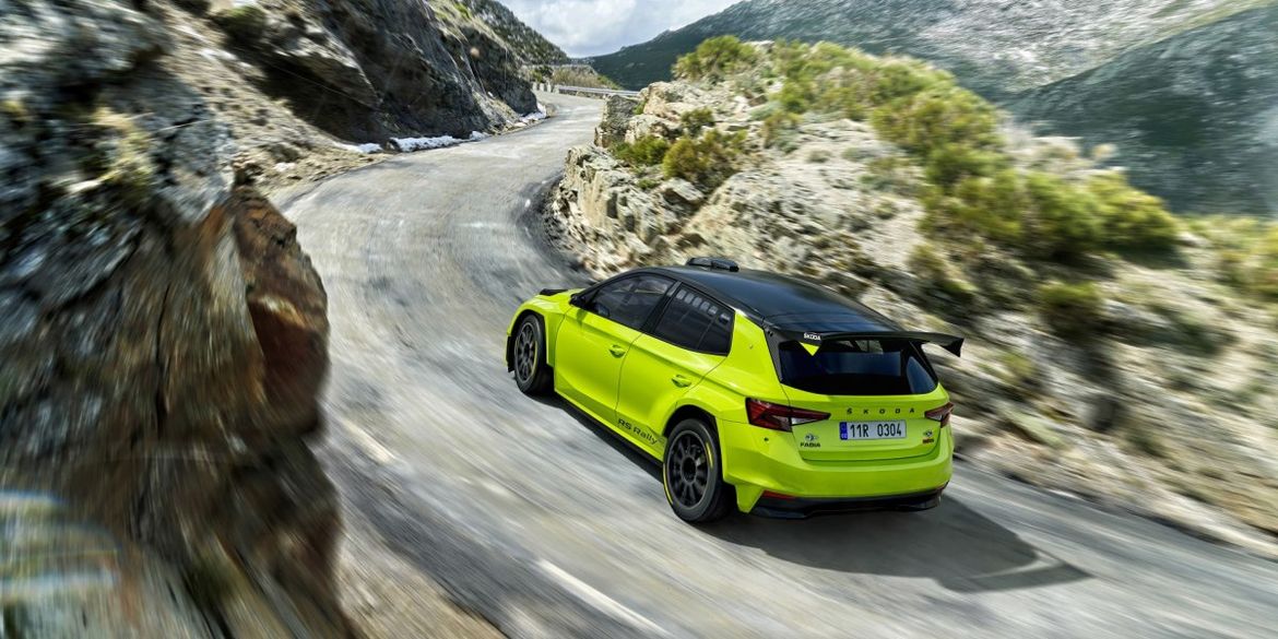 Новый болид для Грязина и не только: Skoda представила Fabia RS Rally2