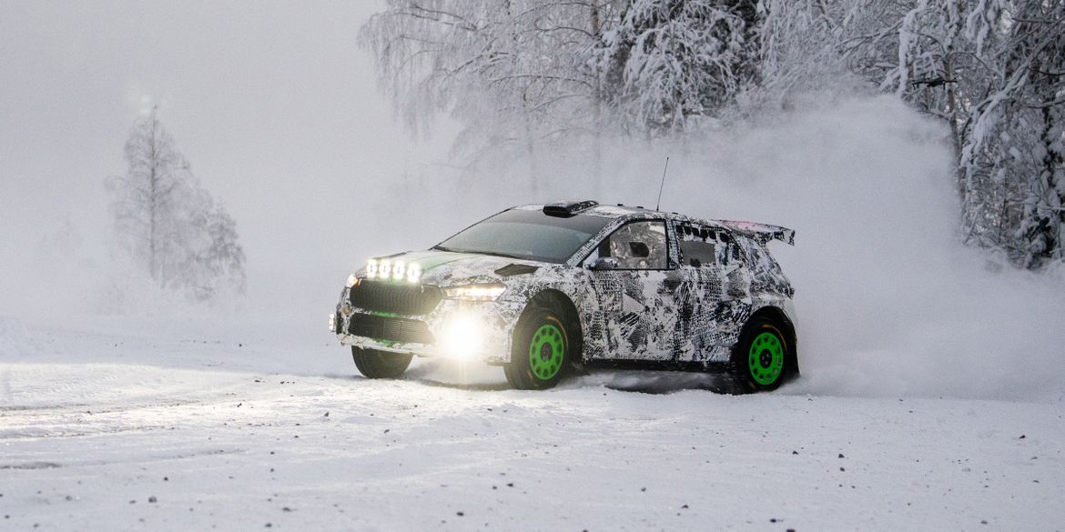 Новый болид для Грязина и не только: Skoda представила Fabia RS Rally2