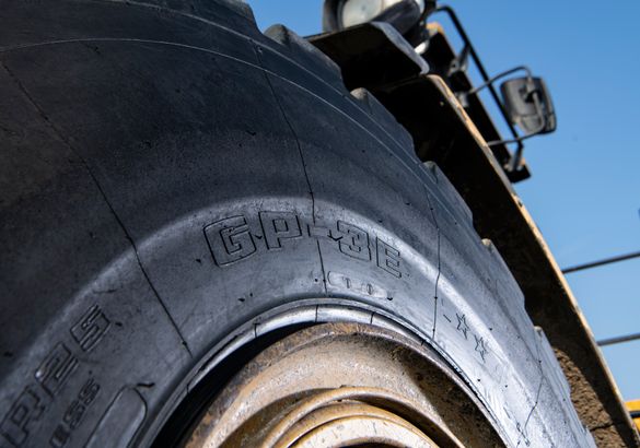 Goodyear представила шину для карьерных погрузчиков, грейдеров и сочлененных самосвалов