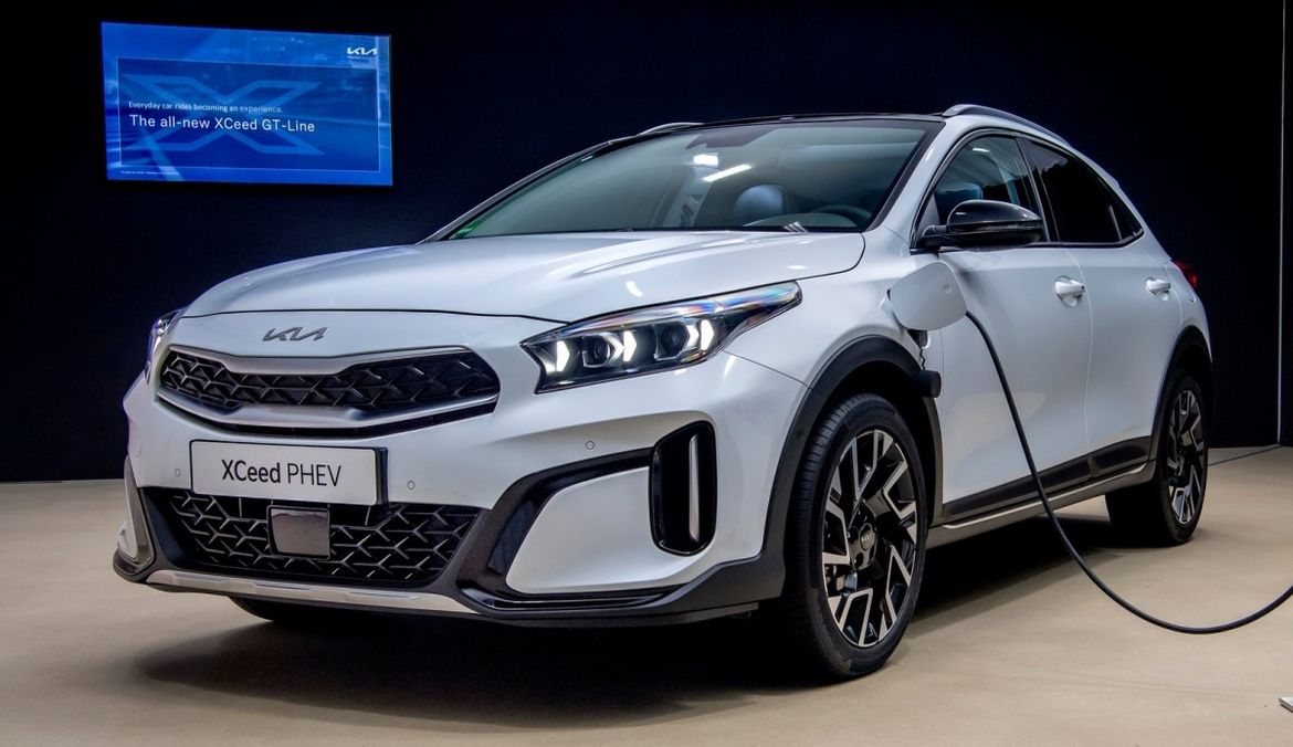 Kia представила в Европе обновленный XCeed
