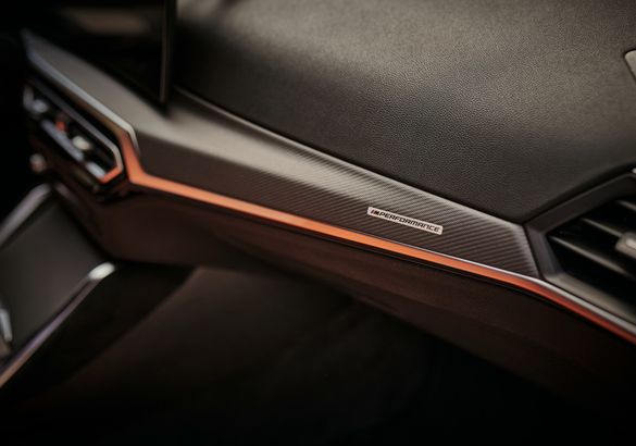 В BMW разработали детали M Performance для M3 Touring