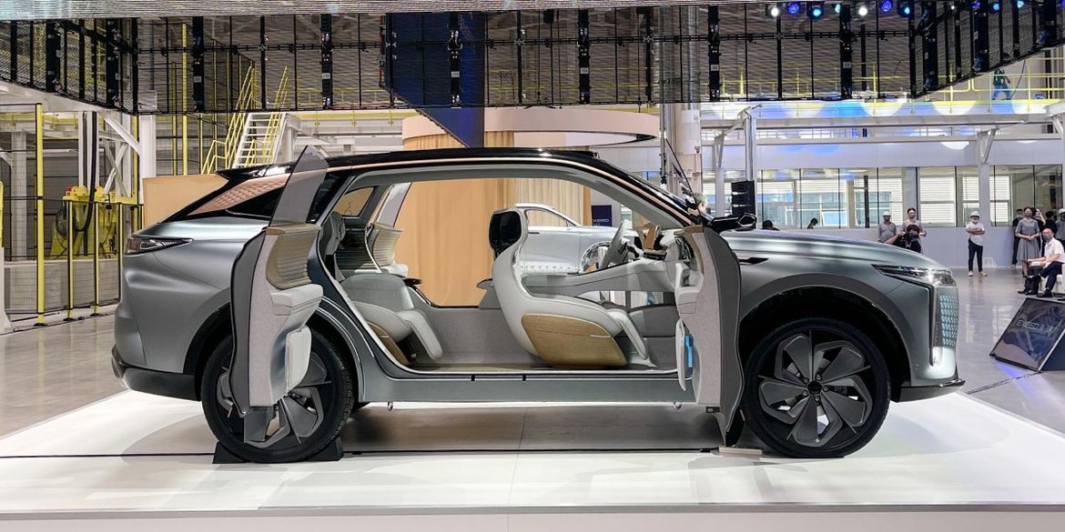Концепт Exeed AtlantiX станет проообразом будущих кроссоверов бренда