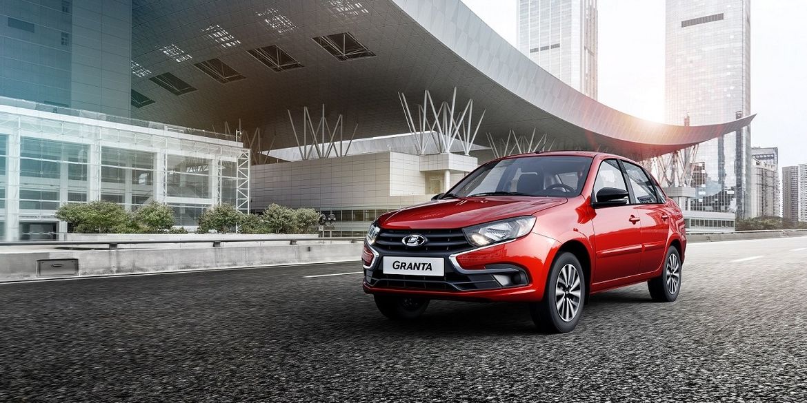Упрощенные Lada Granta стали доступны в двух спецверсиях