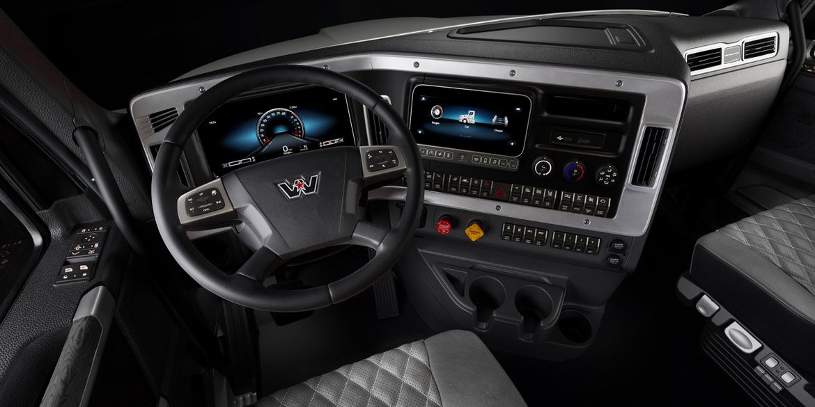 Капотный тягач Western Star 57X представили в Америке