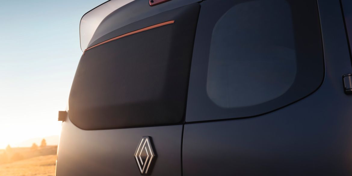 Из отеля – в мотель: Renault анонсировала электрический кемпервэн на базе Kangoo