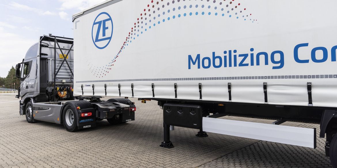 ZF покажет в Ганновере компоненты автопилота 4 уровня