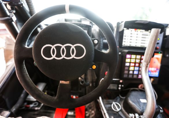 Audi усовершенствовала электрический прототип для Дакара