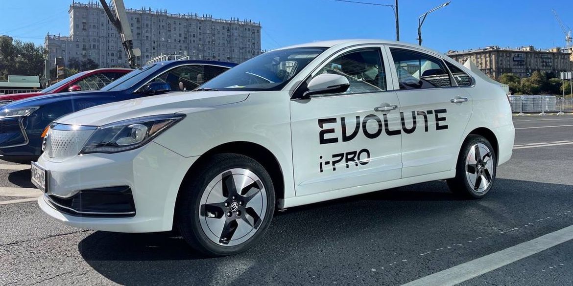 Электромобили Evolute появятся в каршеринге Green Crab