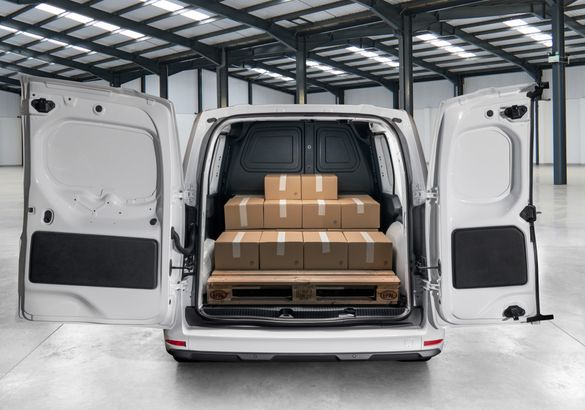 Новый Nissan Townstar EV встал на конвейер в Европе